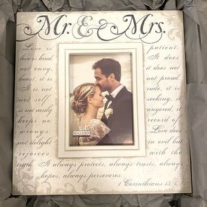 Picture Frame Newlyweds